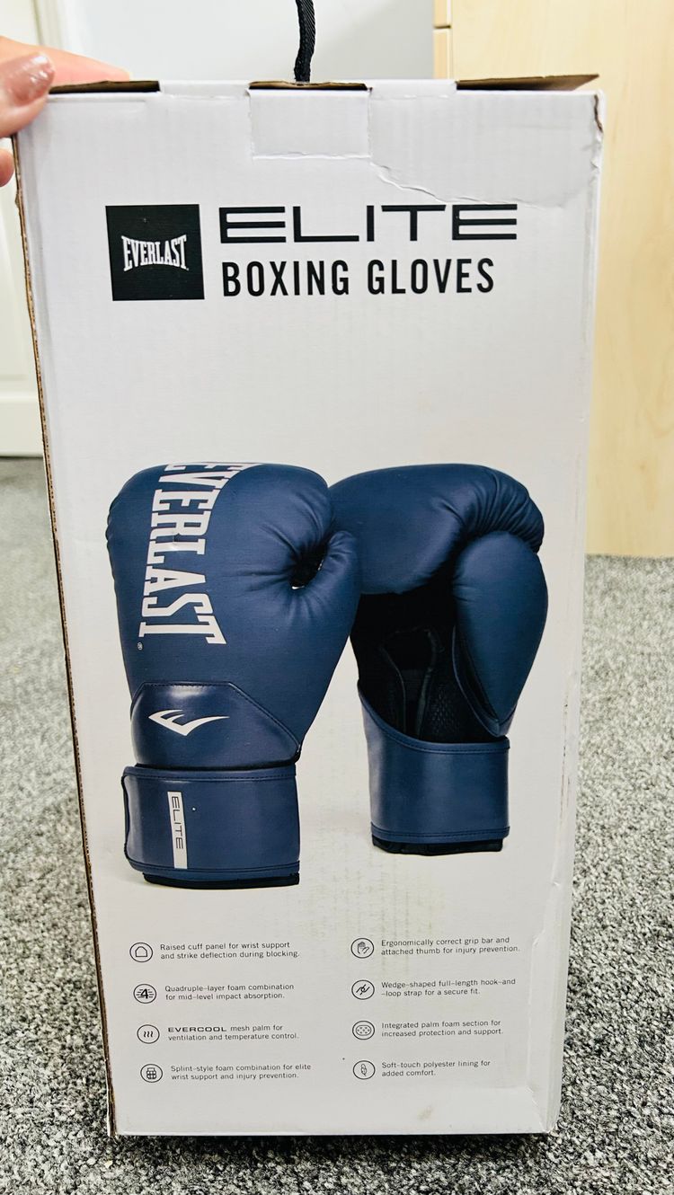 Everlast Elite Boxing Gloves image 8