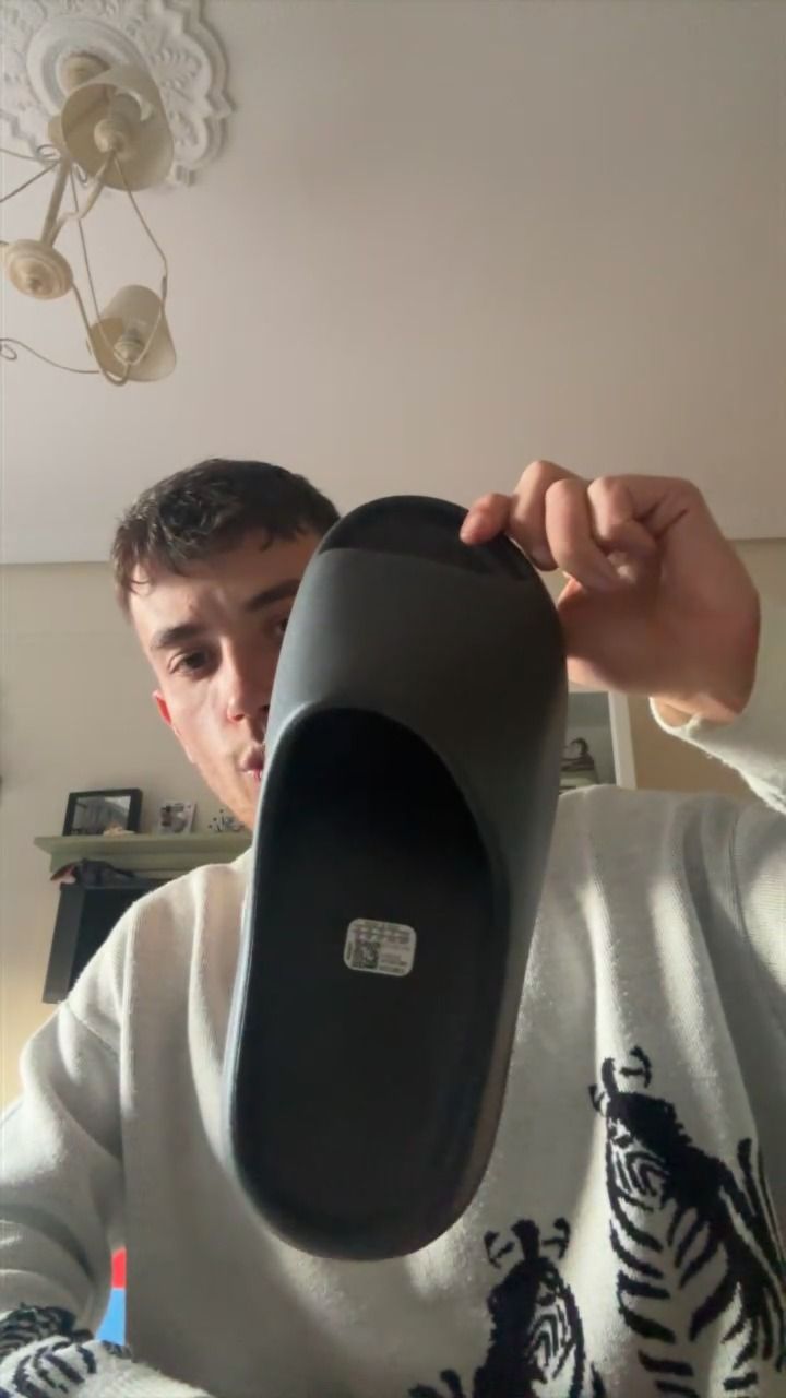 Yeezy yeezy slide onyx 47 product image