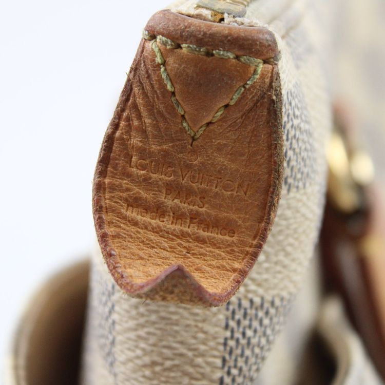 Louis Vuitton Totally PM image 17