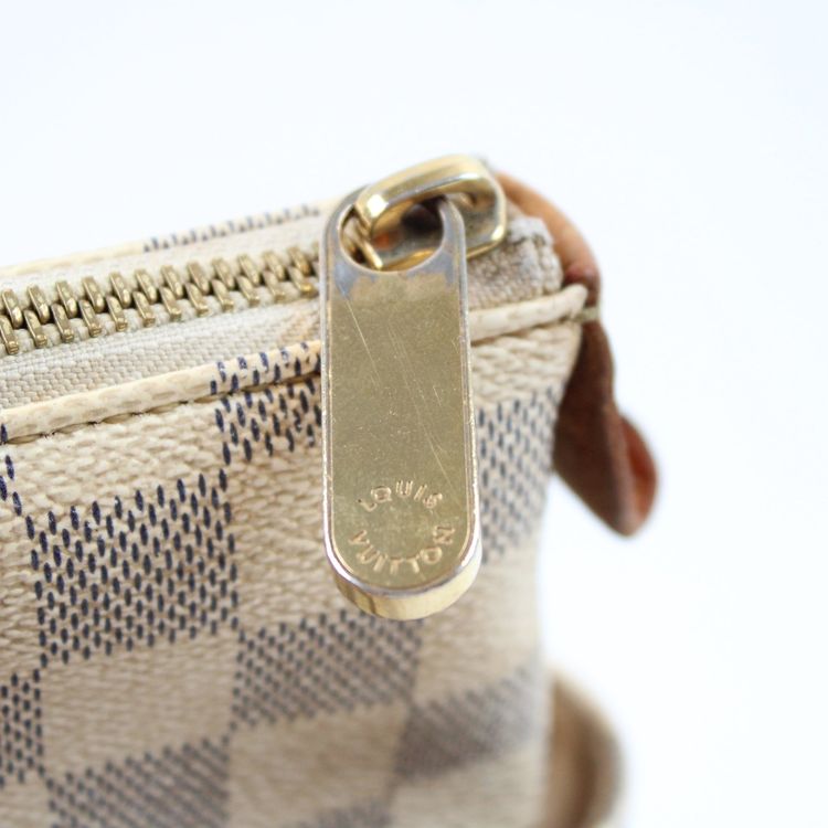 Louis Vuitton Totally PM image 15