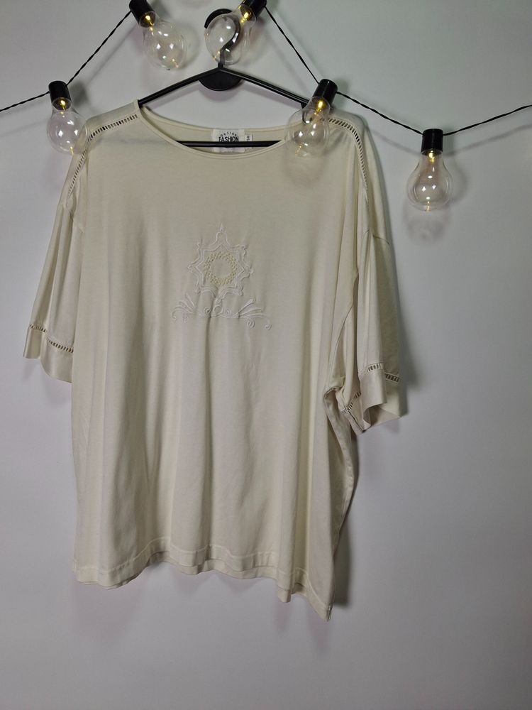 Cream cream oversized t-shirt product image