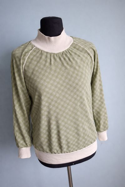 Green Patterned Long Sleeve Top With Beige Collar And Cuffs