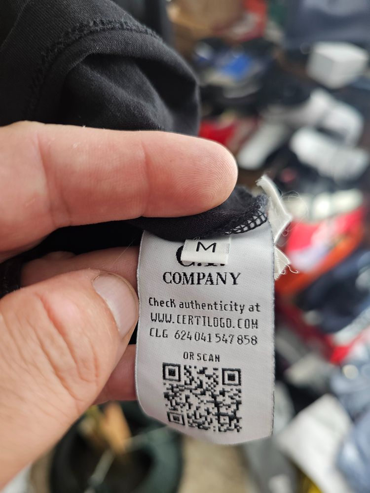 Immagine di C.P. Company Black T-Shirt 2