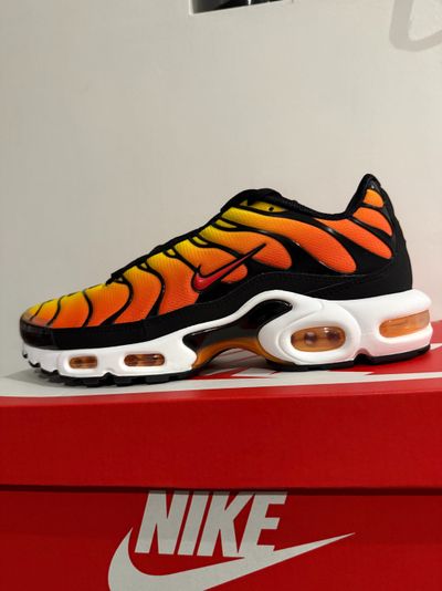 Nike tn plus - uk 8