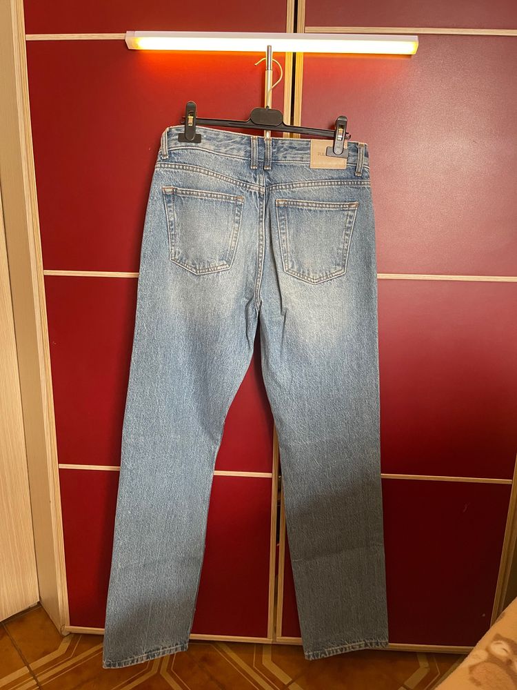 Pull&Bear Light Blue Ripped Jeans 2