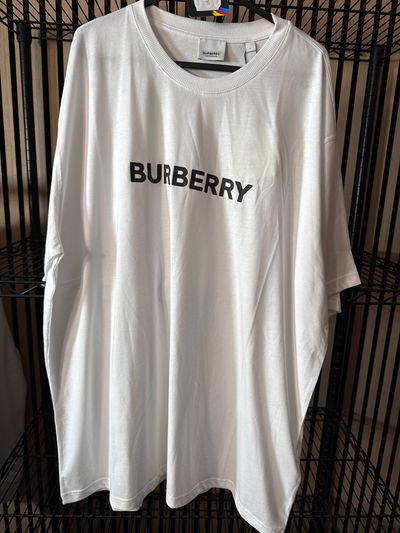 U30 Burberry White Tee Brand New