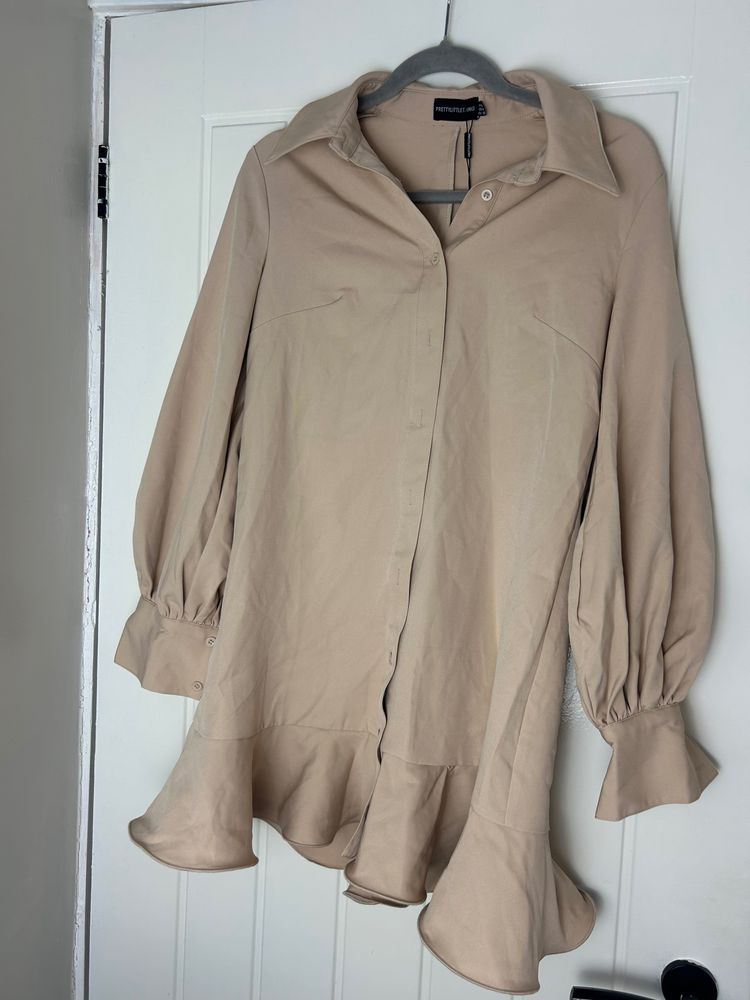 PrettyLittleThing beige long sleeve blouse