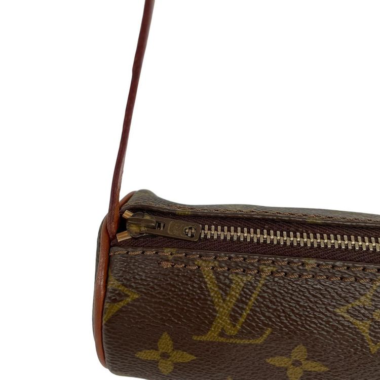 Pre-Loved Louis Vuitton Mini Pochette Papillon Monogram Canvas Bag imagen 3