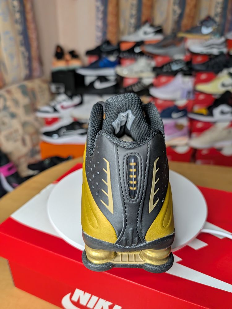 Nike Shox R4 - New half box  imagen 2