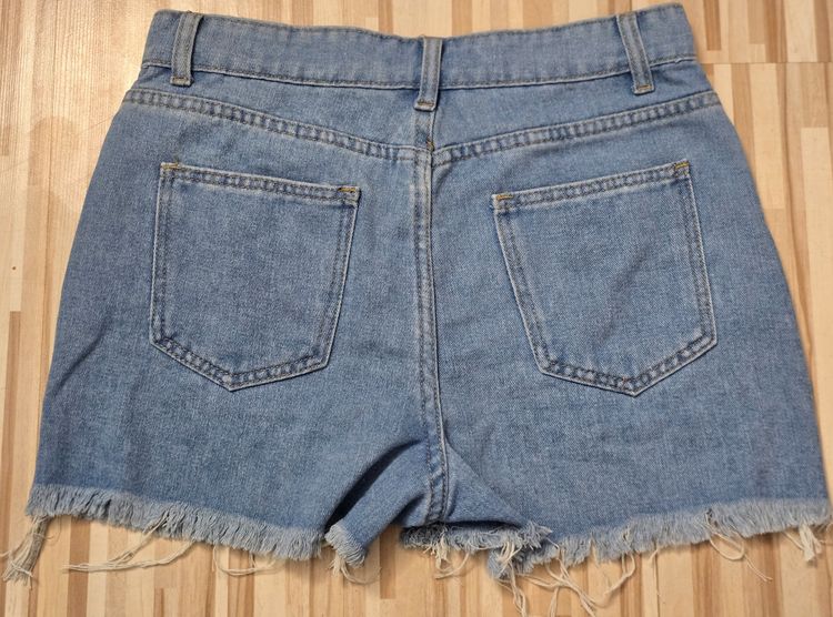 Boohoo Blue Washed Raw Hem Mid Rise Denim Shorts image 2