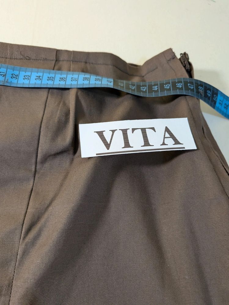 Completo Donna Vintage Marrone - Giacca e Gonna a Pieghe image 3