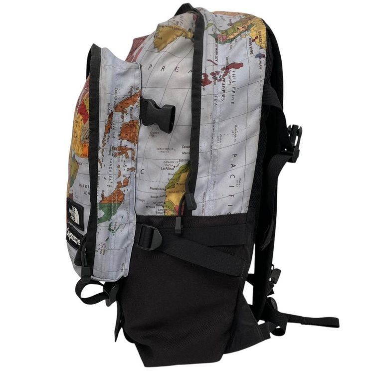 Supreme x The North Face Expedition Medium Backpack 3