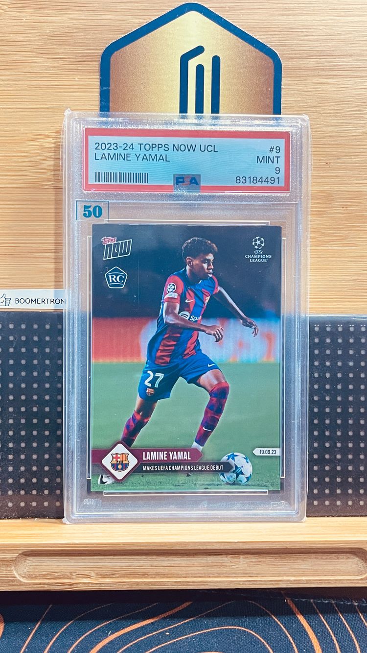 PSA 9 - Lamine Yamal - Barcelona - rookie card - Topps Now (UCL Debut)