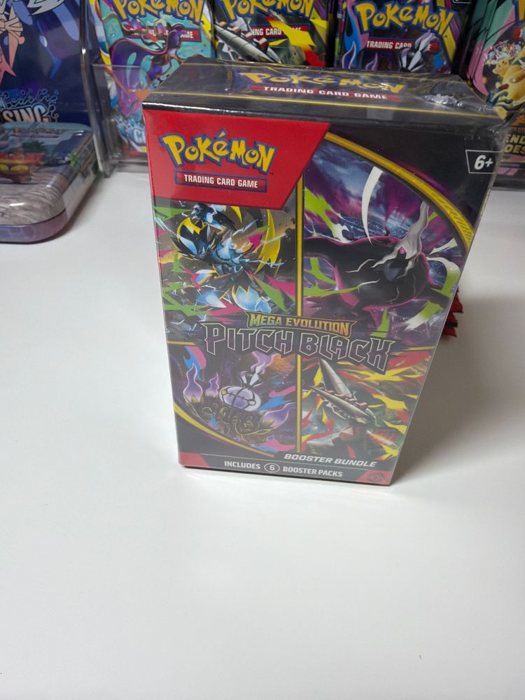 Pokémon Mega Evolution Pitch Black Booster Bundle