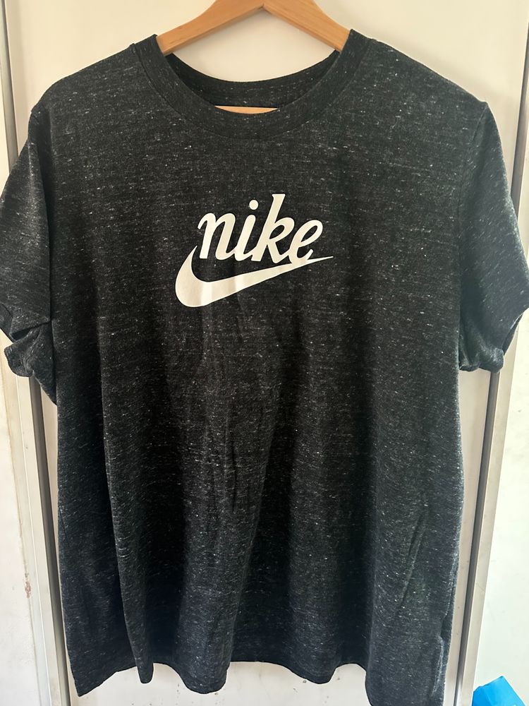 Nike Black T-Shirt