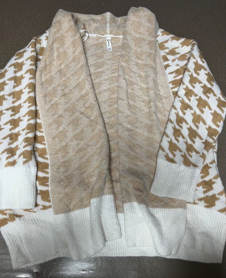 Other &Me Beige And White Cardigan Sweater product image