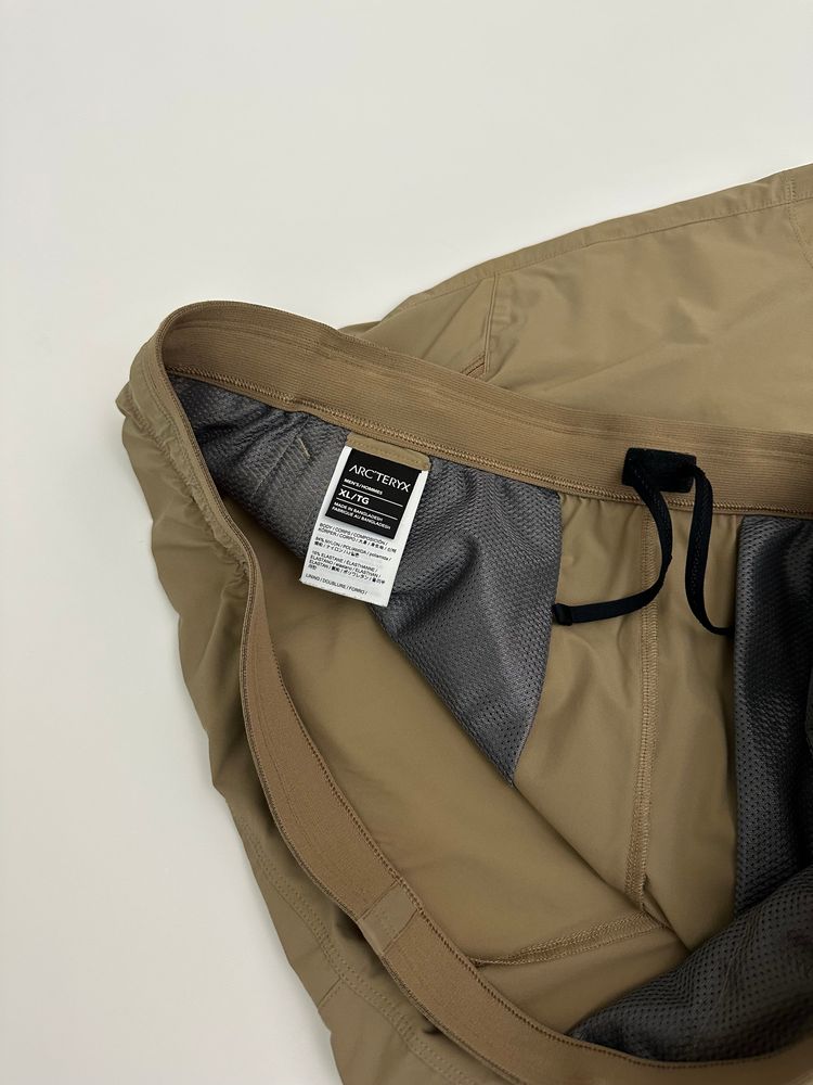 Arc’teryx Incendo Shorts 7” Brown Men’s XL Extra Large image 4