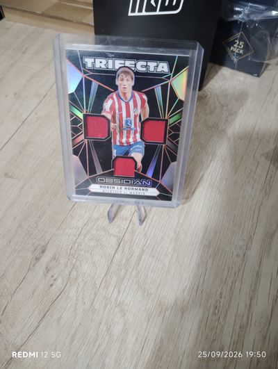 Trifecta Obsidian Robin le normand/99
