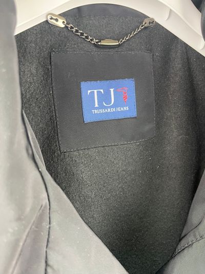 Trussardi Jeans black jacket with detachable sleeves 4