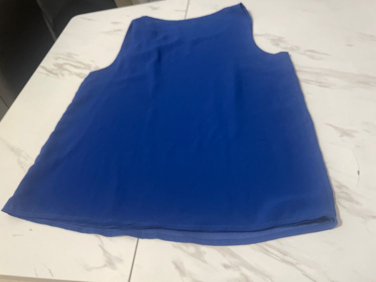 Blue Sleeveless Top image 4