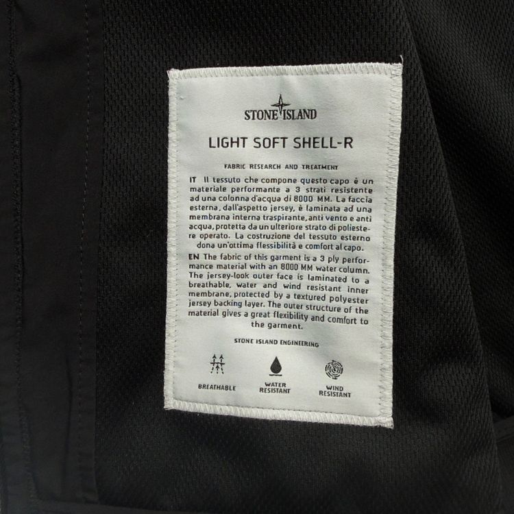 S/S 18 Stone Island Light Soft Shell R Jacket - Black 8