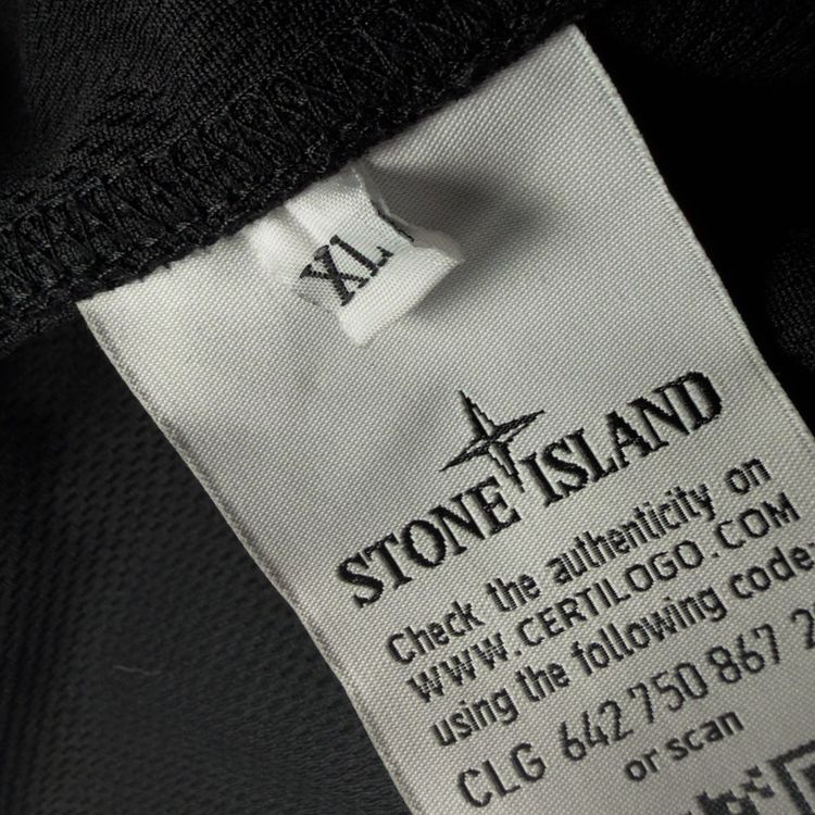 S/S 18 Stone Island Light Soft Shell R Jacket - Black 4