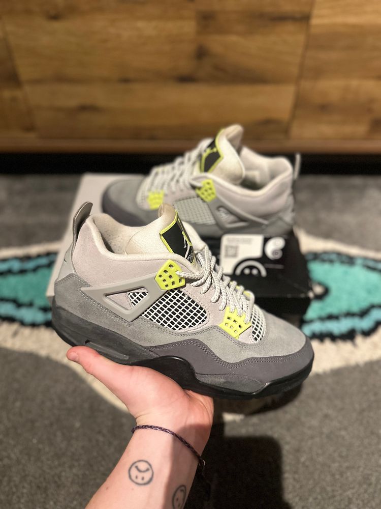 Nike Air Jordan 4 “SE 95 Neon” U.K. 7.5