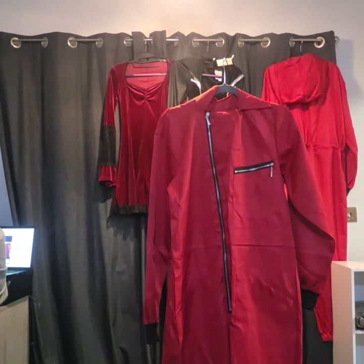 Jumpsuit - M image 1