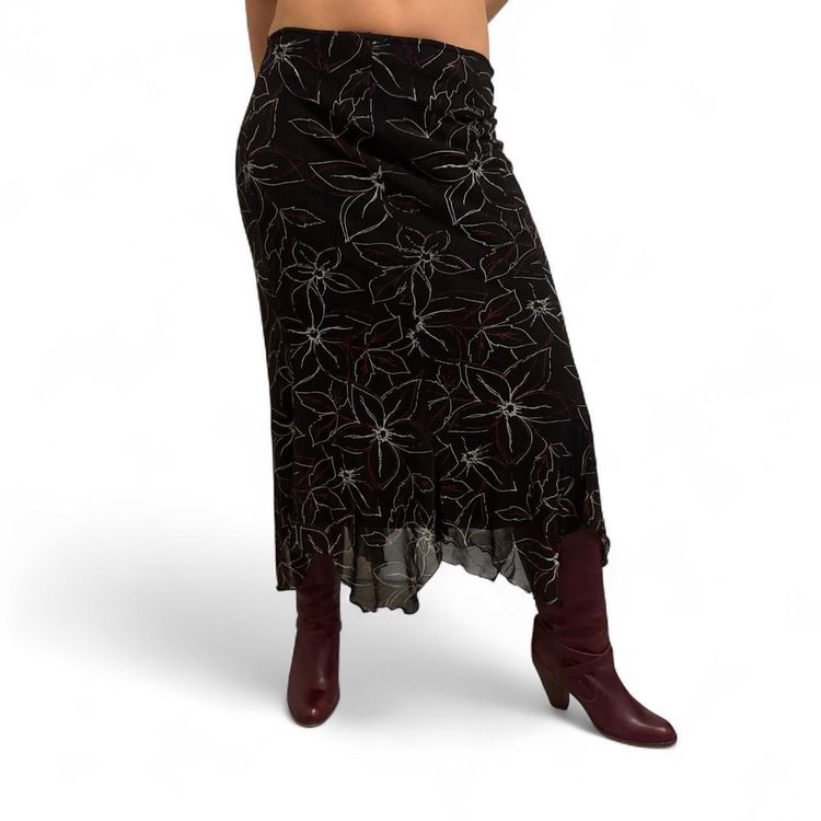 Immagine di Y2K Gothic Bonmarché mesh asymmetrical skirt Size XL 3