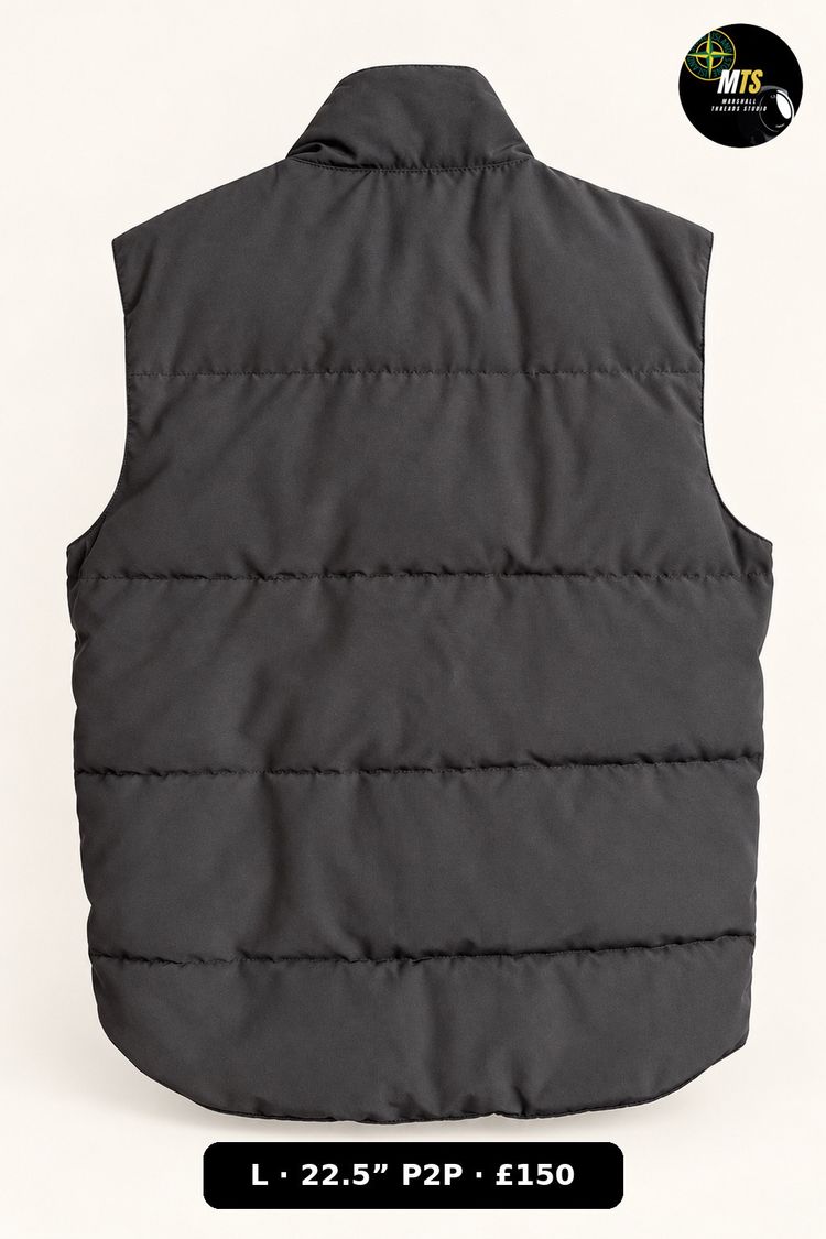 2571 Canada Goose Padded Vest 22.5” p2p image 2