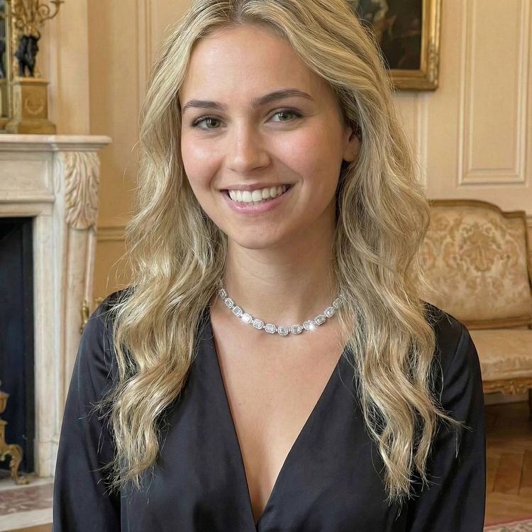 Collana Luce Imperiale – Quadrato con Zirconi 6