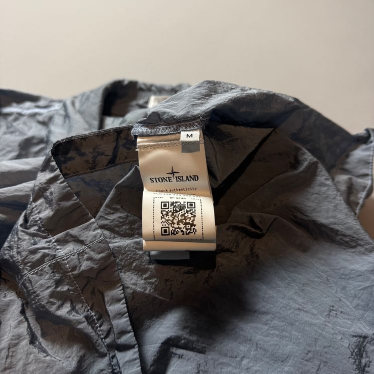 Stone island Sky Blue Nylon Metal Shimmer Overshirt - Medium imagen 4
