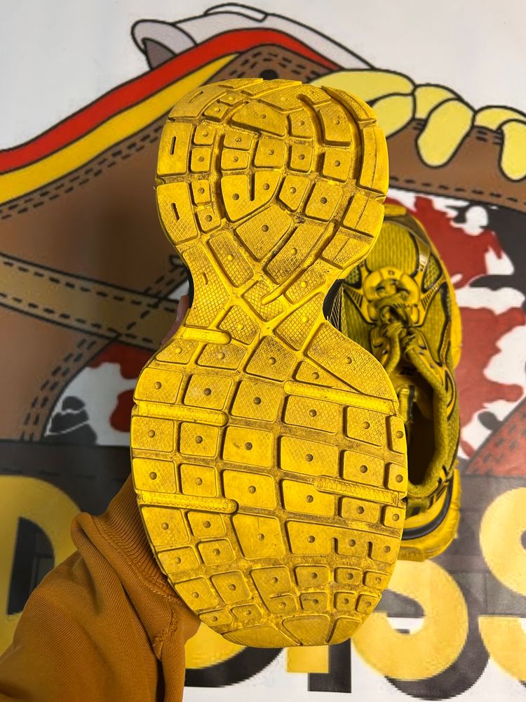 Balenciaga Yellow 3XL 43 NO BOX  image 7