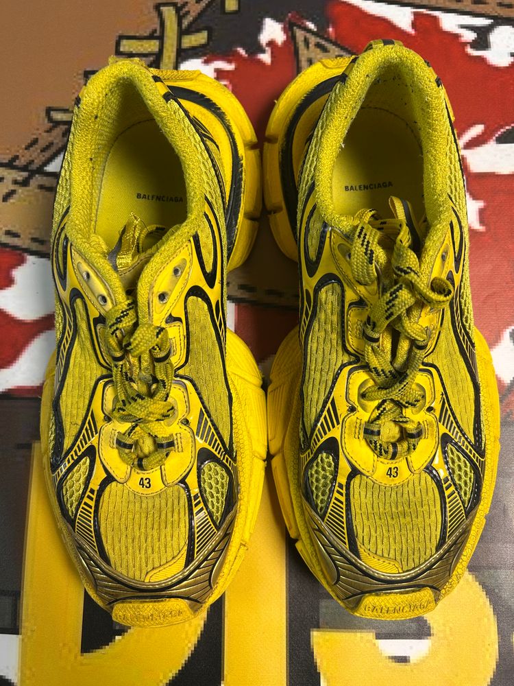 Balenciaga Yellow 3XL 43 NO BOX  image 3