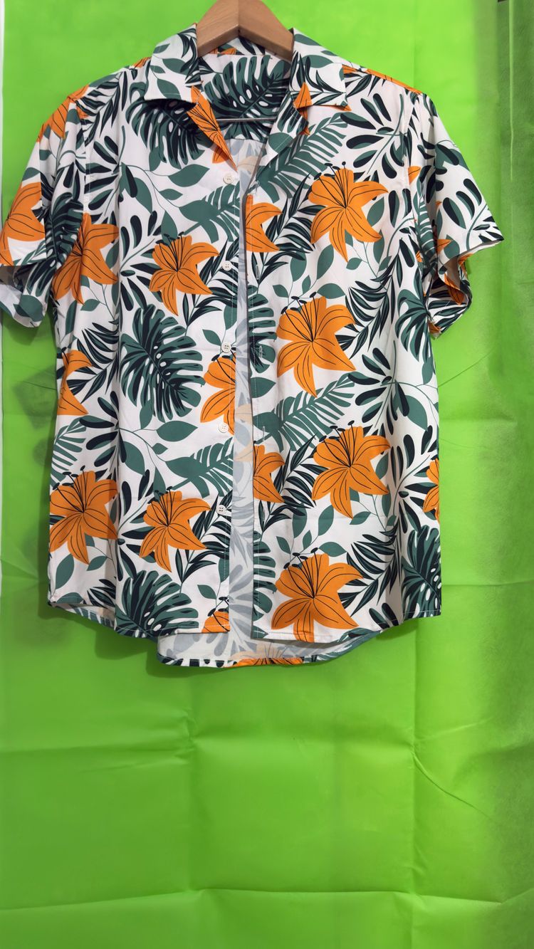 Camisa floral de manga corta