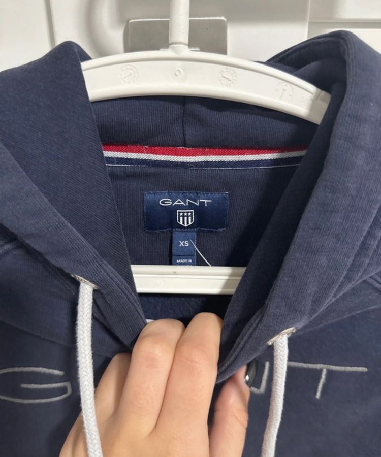 Gant Navy Hoodie 3