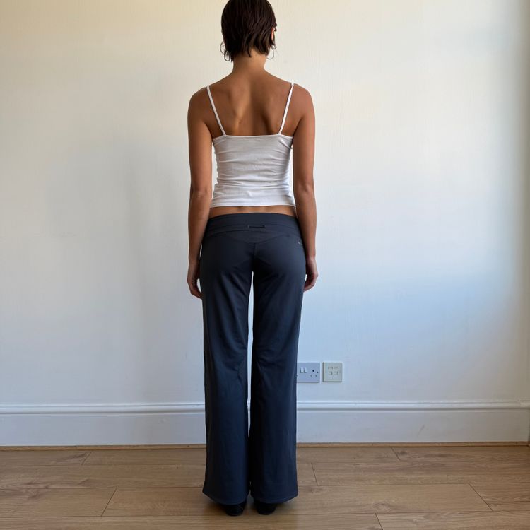 Immagine di Navy + pink Adidas yoga pants - Size S 6