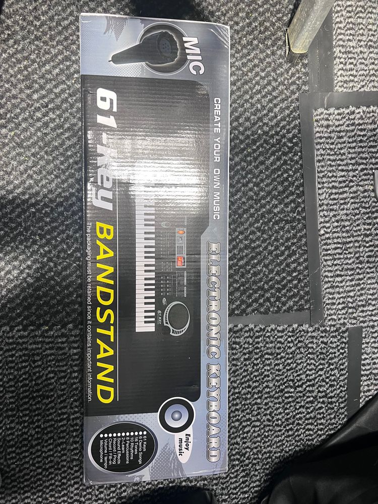 Banstead 61 key keyboard obraz 1