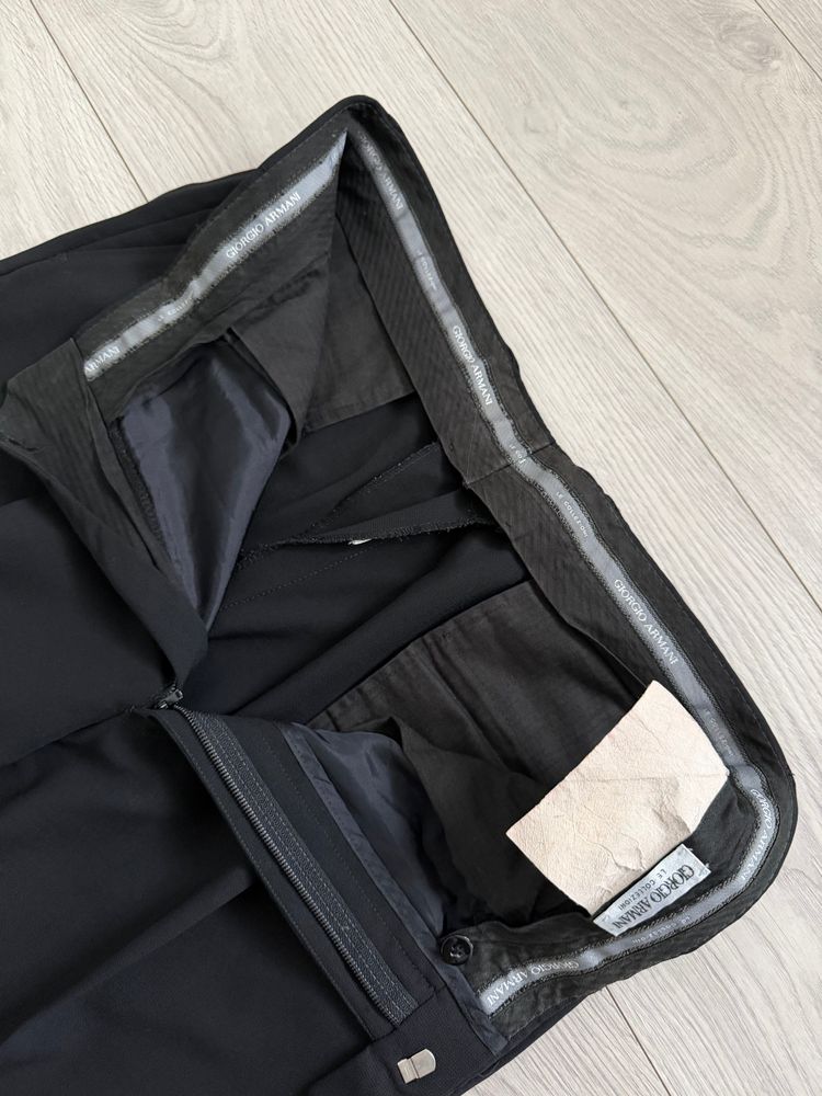 Giorgio Armani 1980s Pleated Draped Wool Pants Black - Size 35 Waist imagen 8