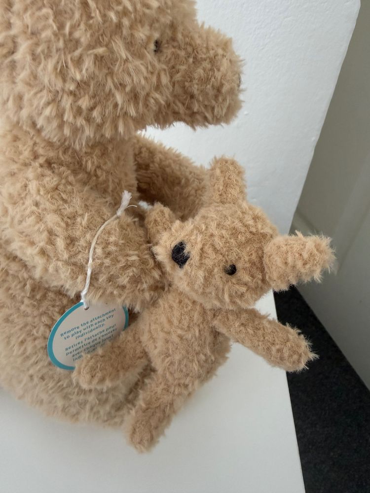 Jellycat Plush Kangaroo With Baby huddles  4
