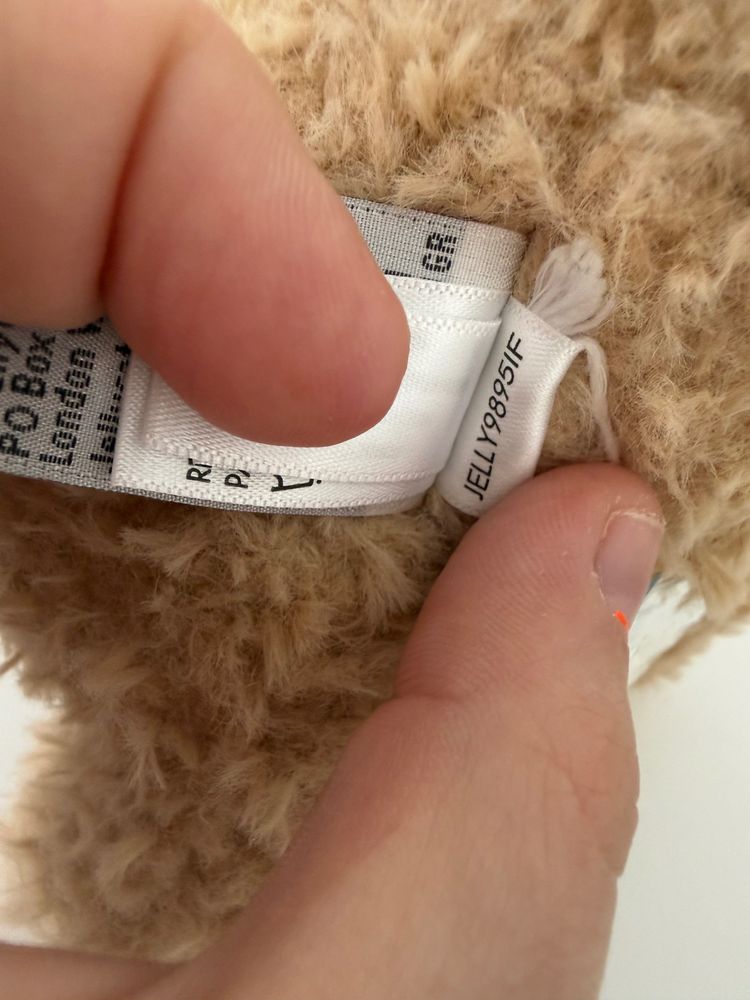 Jellycat Plush Kangaroo With Baby huddles  3