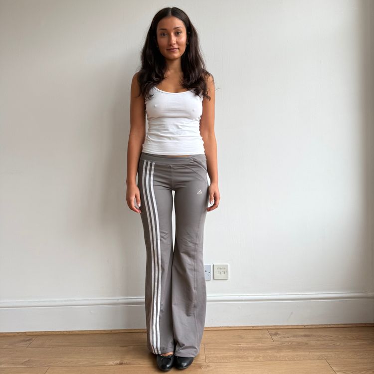 Immagine di Adidas taupe wide leg yoga pants - Size S 8