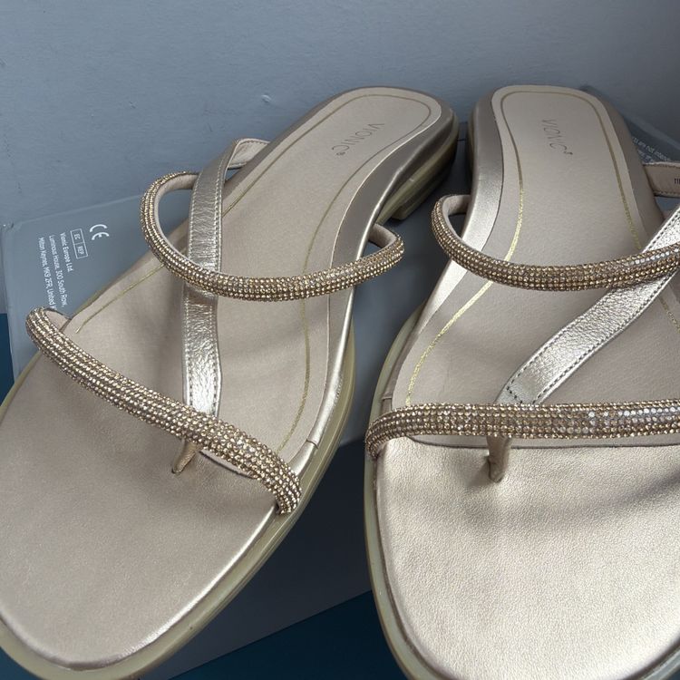 Vionic Prism (with arch support) Gold leather sandals UK 9 RRP £110 BNIB image 1