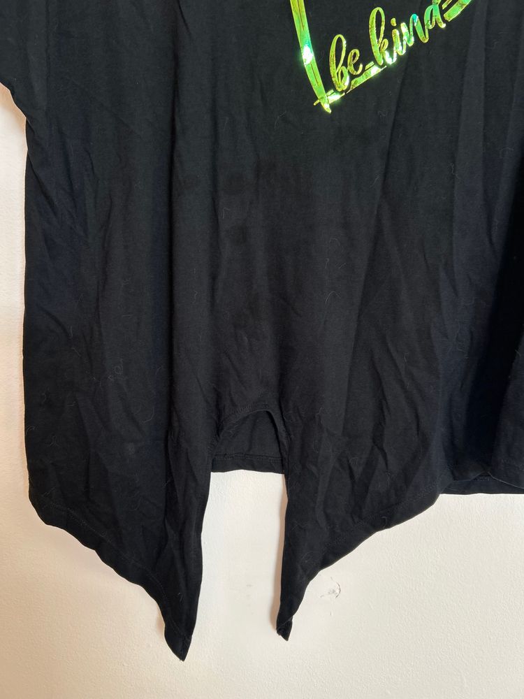New Look Black Asymmetrical Hem T-Shirt image 2