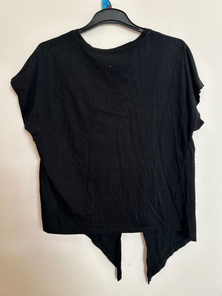 New Look Black Asymmetrical Hem T-Shirt image 3