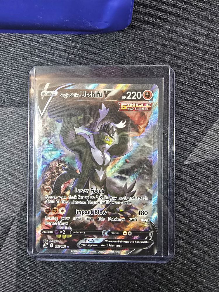 Single Strike Urshifu V #151 (Mint)
