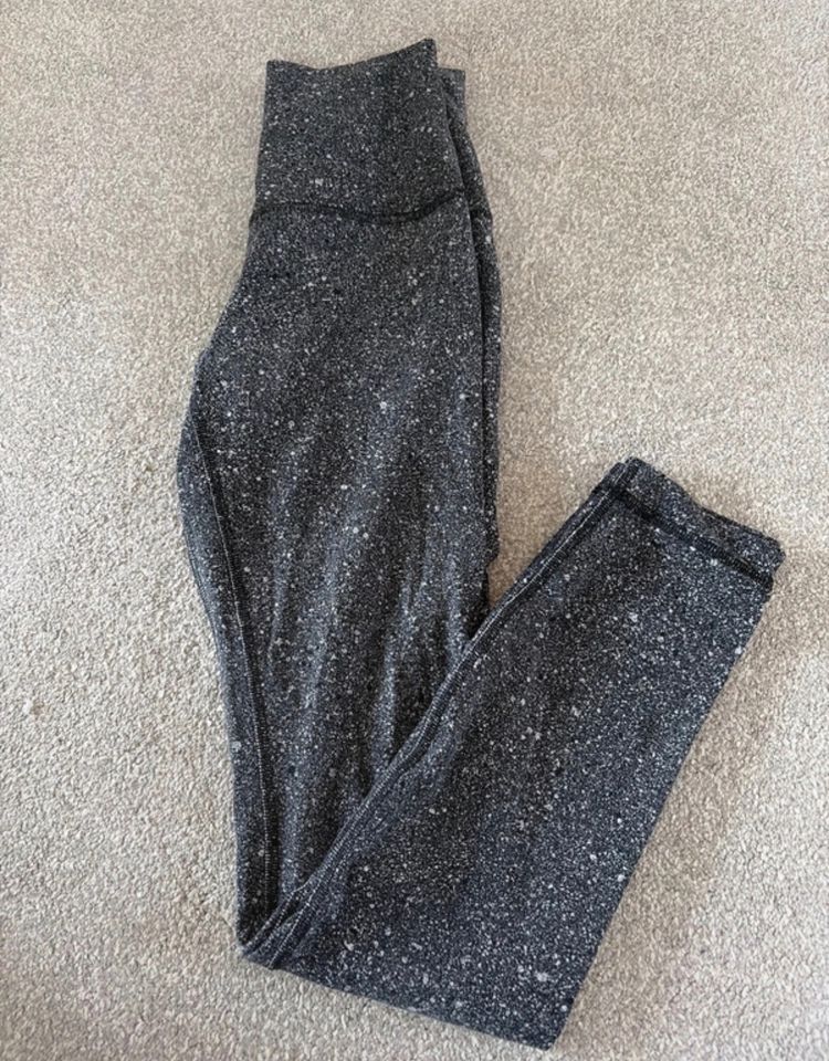 Immagine di Dark Grey Speckled Lululemon Leggings UK 10 1