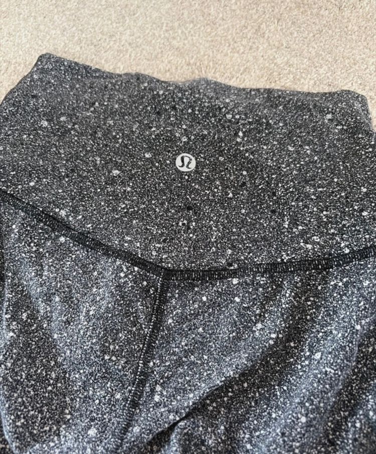 Immagine di Dark Grey Speckled Lululemon Leggings UK 10 3