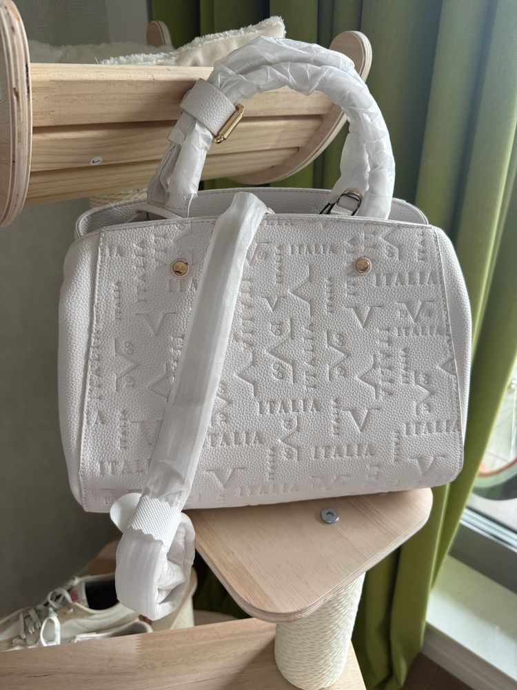 V 1969 Italia White Handbag 2