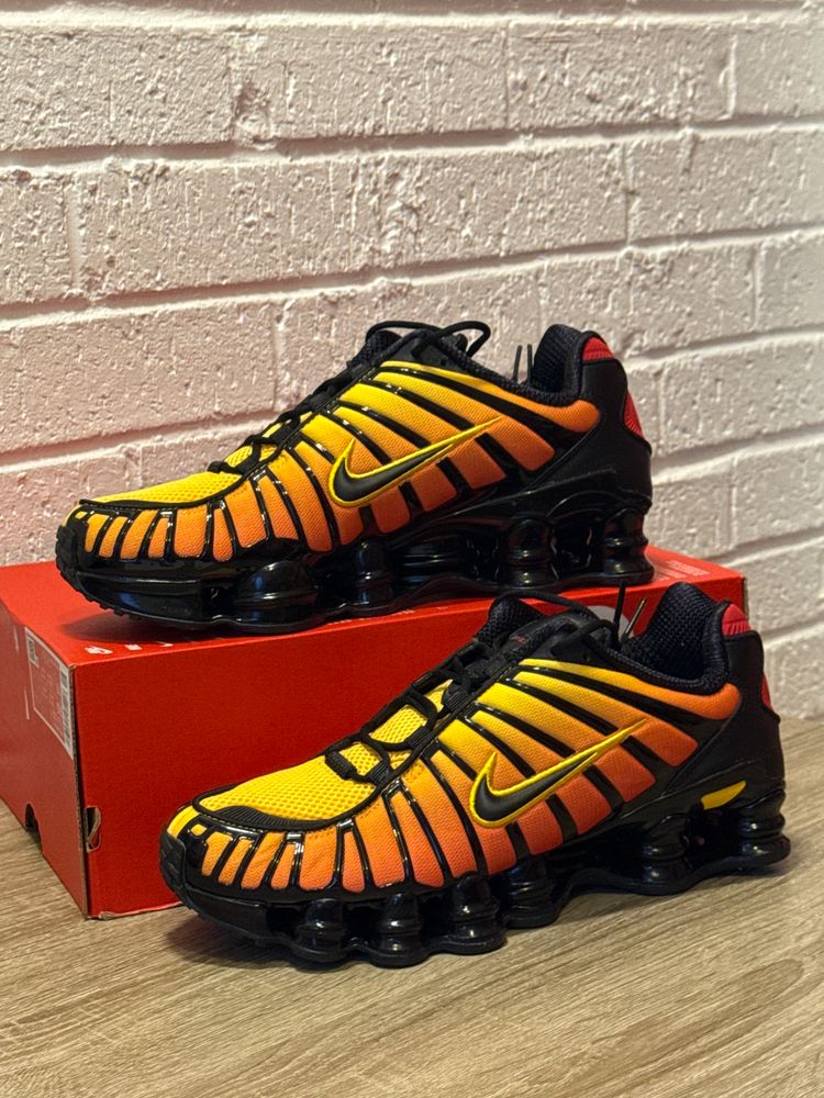 Nike Shox sneakers Box 8.5/9